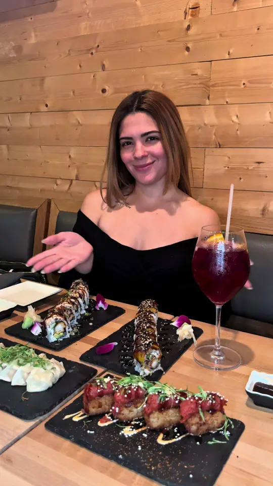 Arigatai Sushi in North Miami showing review, crispy sushi crackers, gyozas, biscoff cake, video by stephanierestuccia on TikTok