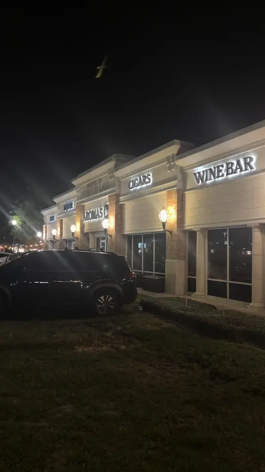  in Florida showing atmosphere, dj, drinks, food, video by allthingsjacksonville on TikTok