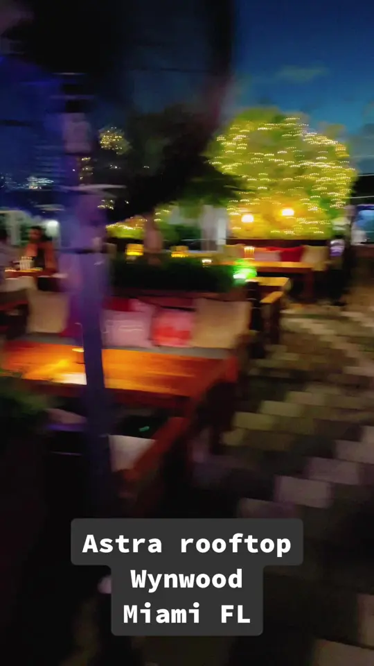 Astra Miami Rooftop in Miami showing rooftop restaurant, bar, night out, date night, nightlife, video by raulrosen on TikTok