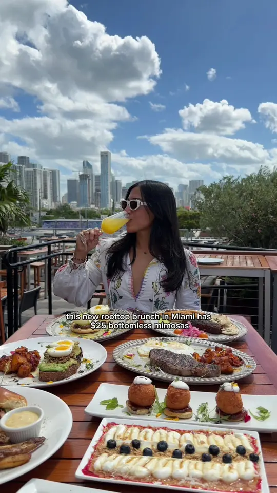 Astra Miami Rooftop in Miami showing brunch, rooftop views, bottomless drinks, video by explorewithgg on TikTok