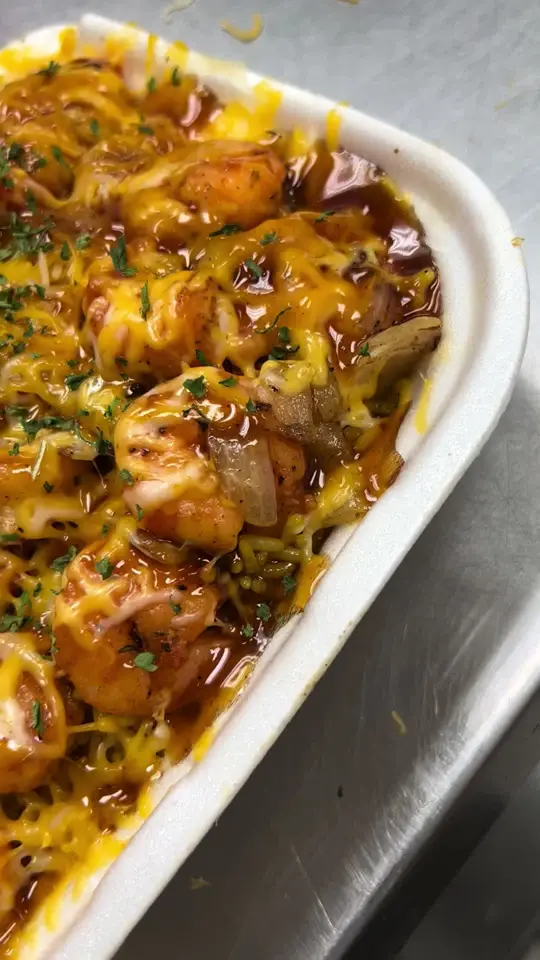 Atlanta Pizza & Gyro in Conyers showing food, triple shrimp build, video by big_beagle5 on TikTok