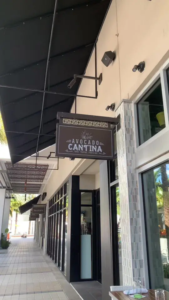 Avocado Cantina in Palm Beach Gardens showing review, visit, video by maatthewrobert on TikTok