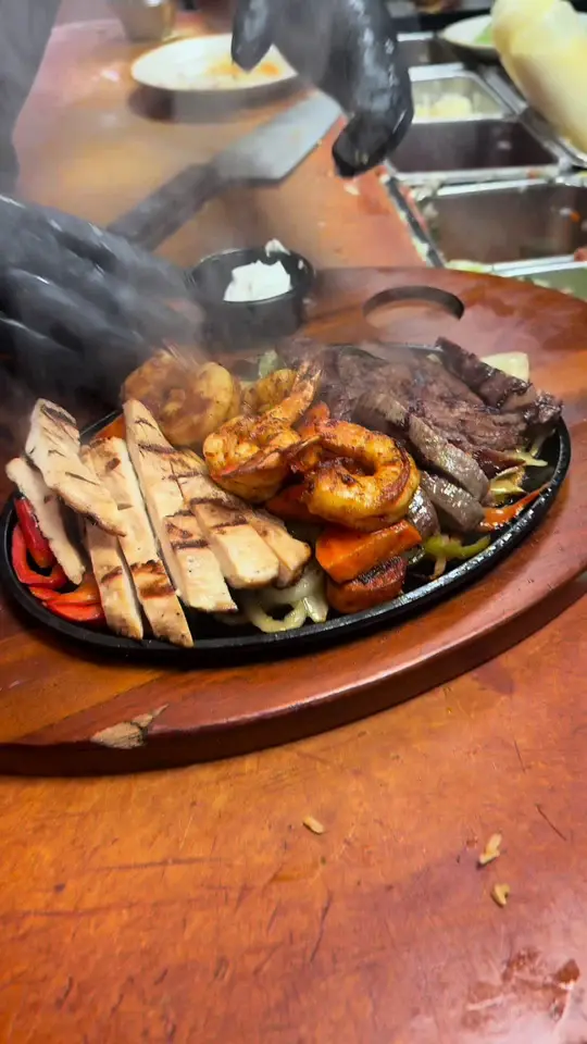 Azteca D' Oro Mexican Restaurant Wesley Chapel in Wesley Chapel showing food, mexican food, video by aztecadorotampa on TikTok