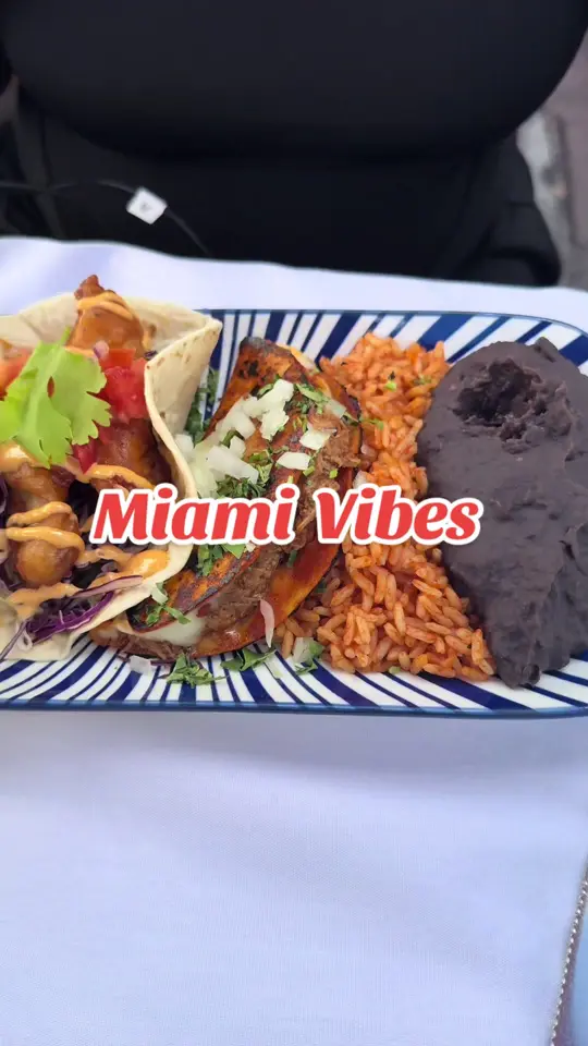 Azteca South Beach in Miami Beach showing restaurant visit, food, video by prettybfavs on TikTok