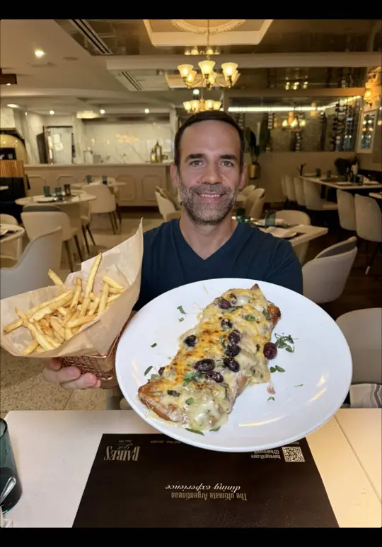 Baires Grill in Fort Lauderdale showing food, skirt steak 30 oz., cocktail, spicy mamacita, fresh tuna, chicken milanesa fugazzeta, video by foodyfetish on TikTok