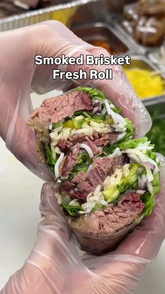 Bamboozle Heights in Tampa showing food, brisket pho, brisket fresh roll, brisket banh mi, video by eatbamboozle on TikTok