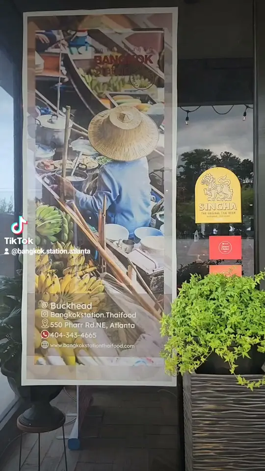 Bangkok Station in Atlanta showing thai food, restaurant visit, video by Bangkok Station on Facebook