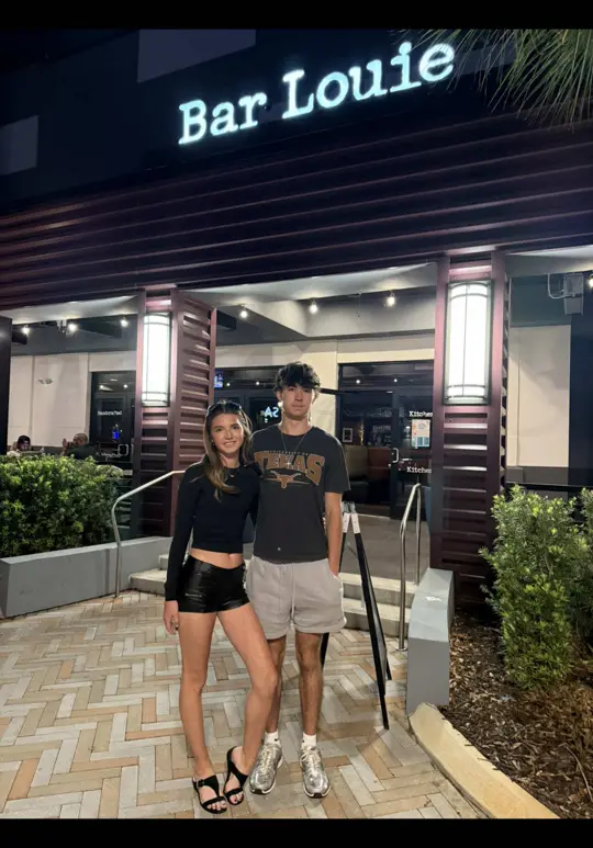  in Florida showing dinner, restaurant visit, video by all.about.austyn on TikTok