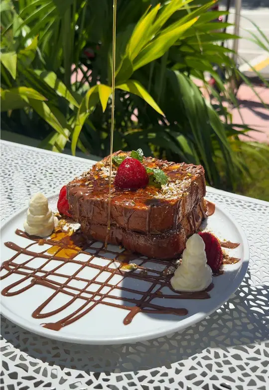 Bar Luca in Miami Beach showing review, visit, video by eatwithdami on TikTok