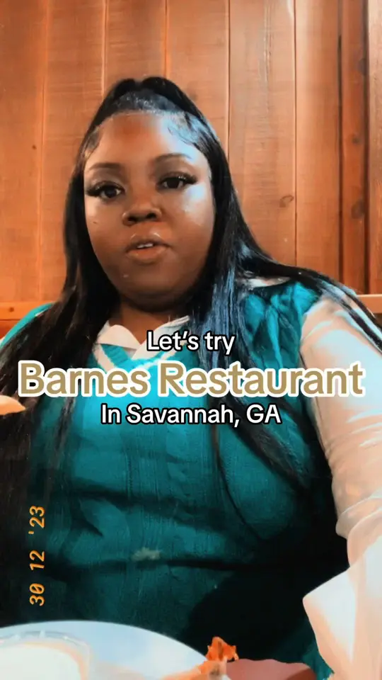 Barnes Restaurant in Savannah showing food, soul food, video by diashahenley on TikTok