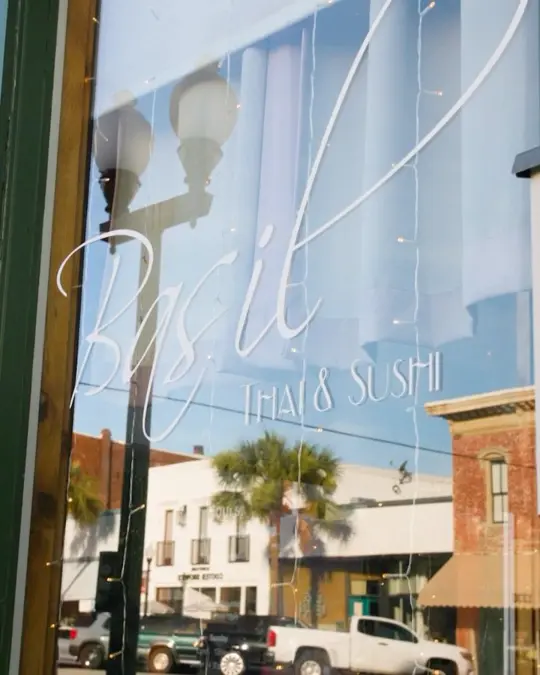 Basil Thai and Sushi in Brunswick showing restaurant, thai food, sushi, hibachi, dining experience, video by Historic Downtown Brunswick on Facebook