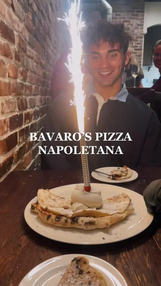 Bavaro's Pizza Napoletana & Pastaria in St. Petersburg showing review, atmosphere, visit, video by victoriaurso on TikTok