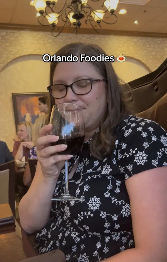 Bella Italia Ristorante in Winter Garden showing visit, authentic italian food, video by theorlandoliz on TikTok