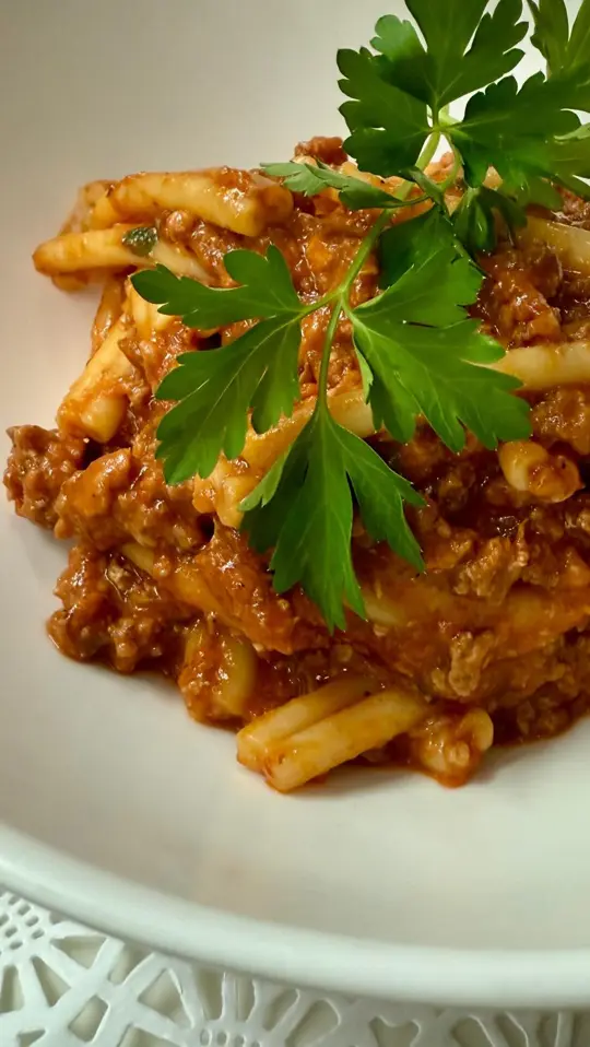  in Florida showing pasta, ragù, pizza, salads, video by Bella Luna Ristorante on Facebook