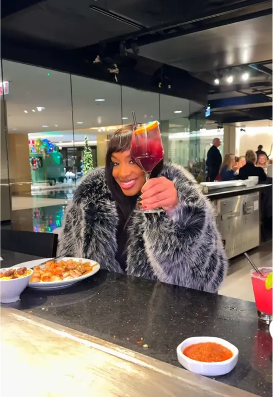 Benihana - Coral Gables in Coral Gables showing dinner, show, happy hour, sushi, wings, soup, salad, wagyu, steak, fried rice, green tea, video by benihana on TikTok