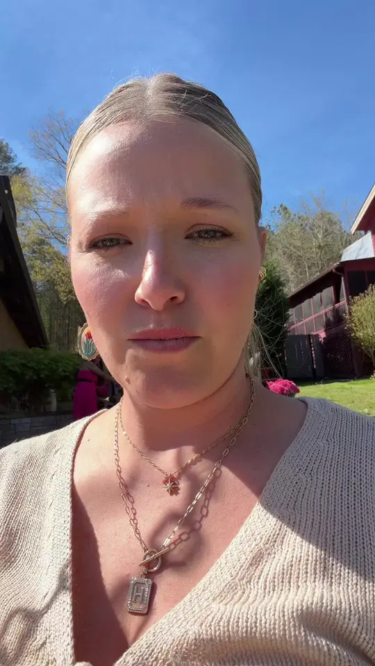 Big Door Vineyards in White showing drinks, wine slushies, video by hannahmaymartin17 on TikTok