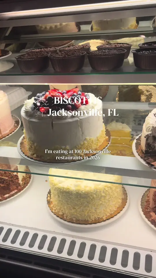 Biscottis in Jacksonville showing review, cake, bakery, video by uncorkedbykristin on TikTok