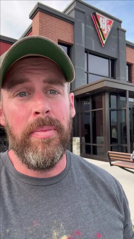BJ's Restaurant & Brewhouse on TikTok, video by ifwithryan