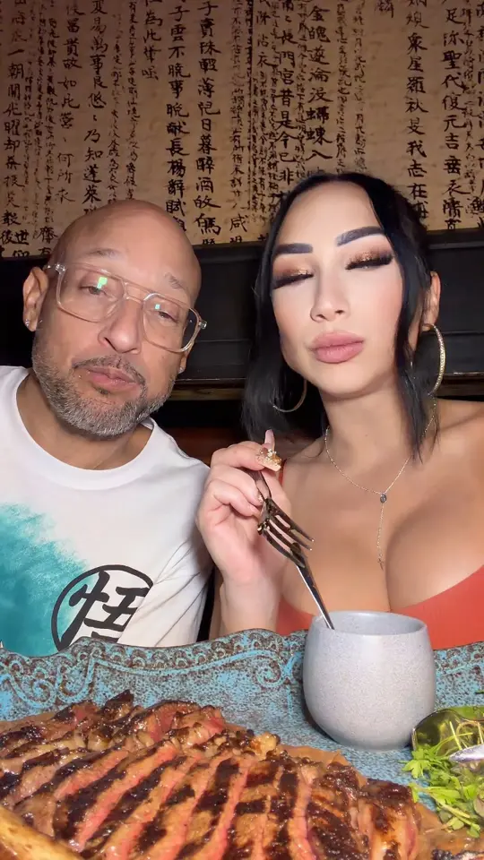 Blackbird Modern Asian in Jupiter showing restaurant visit, atmosphere, cocktails, blackbird cocktail, mongolian brisket bao buns, duck lettuce cups, chinese bbq sticky beef short ribs, 32 oz. wagyu, video by The Hill Fam Show on Facebook