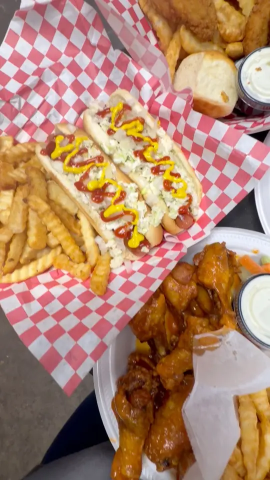 Blazers Hot Wings in Commerce showing dinner, hot wings, video by Blazers Hot Wings of Commerce on Facebook