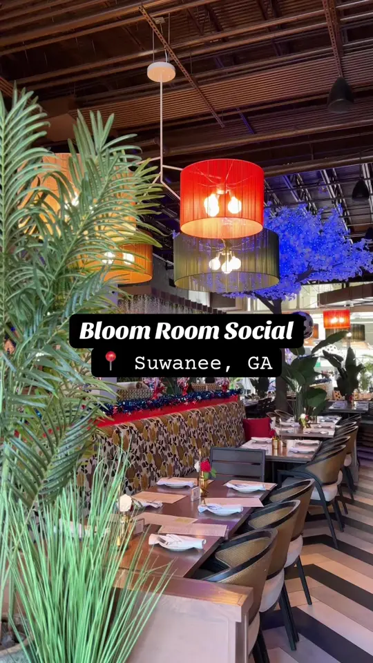 Bloom Room Social in Suwanee showing atmosphere, date night, girls’ day out, weekend adventure, video by faithhaleh on TikTok