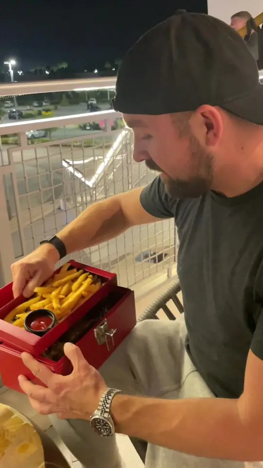 Blue Flame in Daytona Beach showing food, dinner, fries, video by bozitatarevic on TikTok