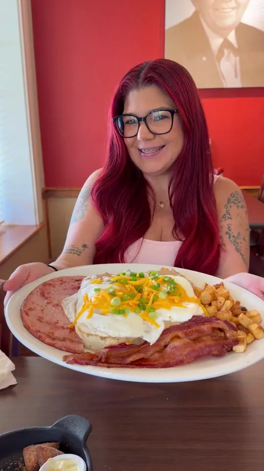 Bob Evans on TikTok, video by soflofooodie
