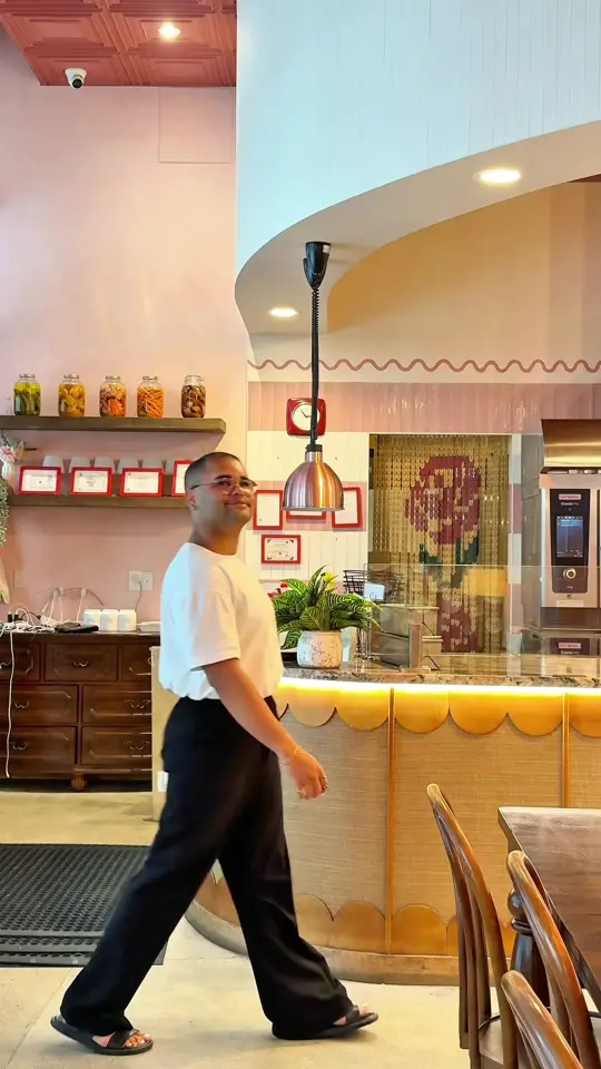 Bobe Kitchen & Bakery in Miami showing visit, review, coffee, sesame latte, video by alexanderspencerr on TikTok