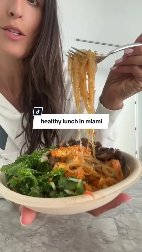 Bolay in Miami showing healthy lunch, salad, bolay fresh bold kitchen, video by aileenlavin on TikTok