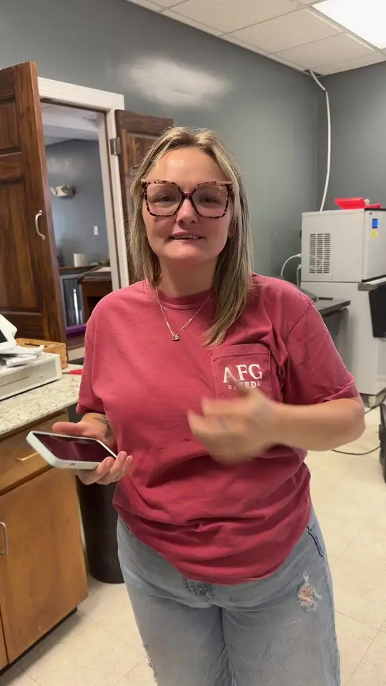 Bonnie Blue House On The Flint in Bainbridge showing visit, atmosphere, video by bonniebluehouse_theflint on TikTok