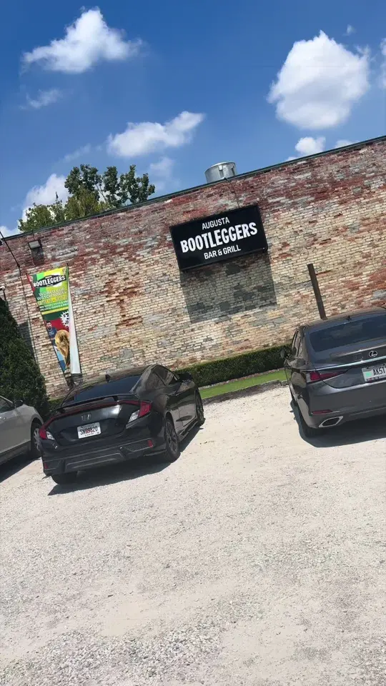 Bootleggers Bar & Grill in Augusta showing food review, cold food, video by aliciakayyyy on TikTok