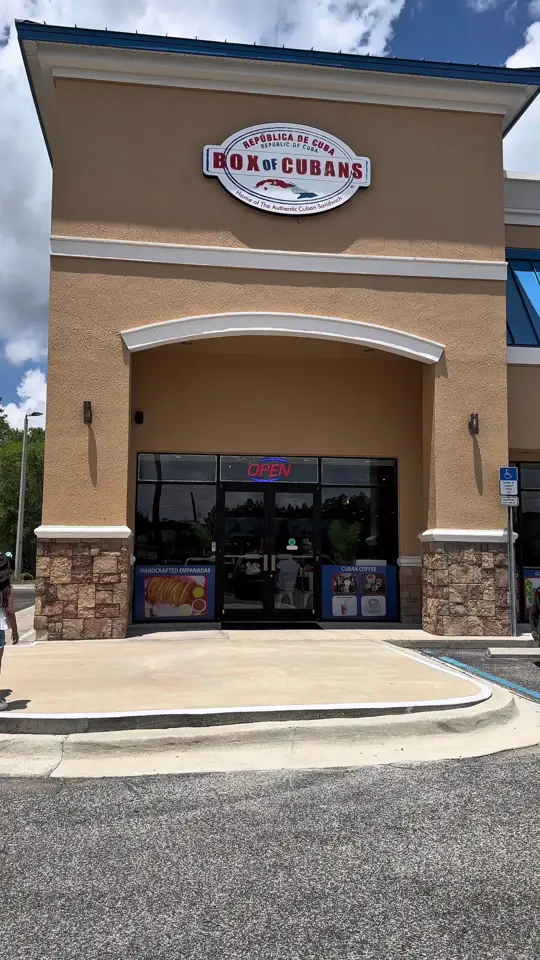 Box of Cubans in Riverview showing review, visit, video by the4everblestfamily on TikTok