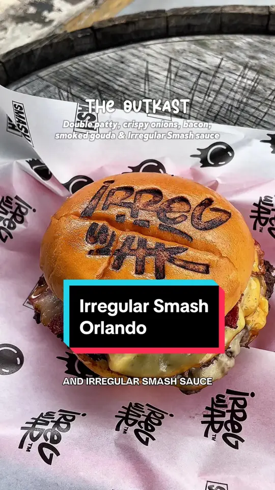 Brewlando in Orlando showing burger, smash burger, review, visit, video by eatswithalicia on TikTok