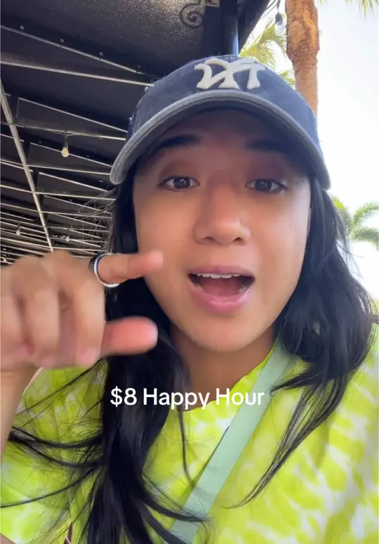Brio in Naples showing happy hour, $8 drinks, video by explorewithgg on TikTok