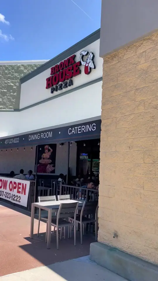 Bronx House Pizza Palencia in St. Augustine showing food review, pizza, video by thelordandtheladyeats on TikTok