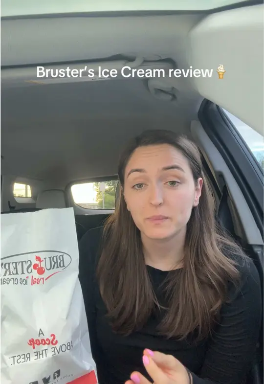 Bruster's Real Ice Cream in Altamonte Springs showing food review, ice cream, bruster's real ice cream, video by poursnplates on TikTok
