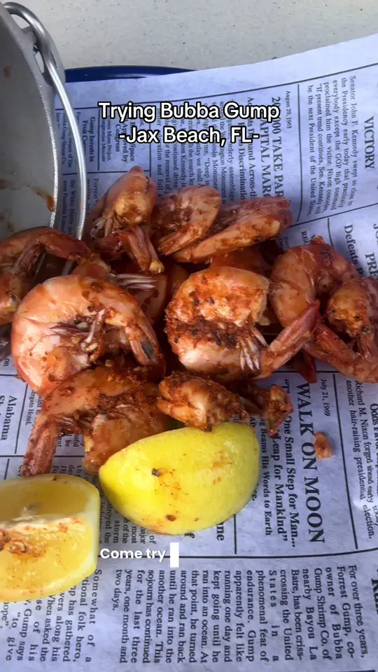 Bubba Gump Shrimp Co. in Jacksonville Beach showing food, 1/2 pound shrimper's net catch, side order of fries, honey mustard, video by deja.howard on TikTok
