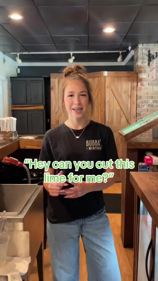 Bubba's Bistro in Richmond Hill showing atmosphere, service industry life, video by rh.bubbasbistro on TikTok