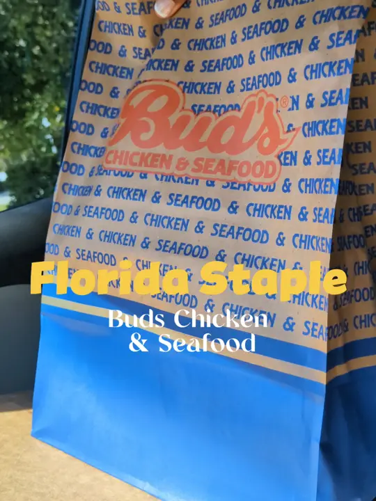 Bud's Chicken and Seafood in Boynton Beach showing review, bland food, video by tandumness.blog on TikTok