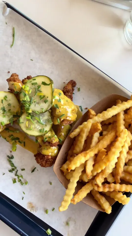 BULLY RUN Smash Burgers and Milk Shakes in Canton showing review, chicken tendies, video by theoriginalemily_ on TikTok