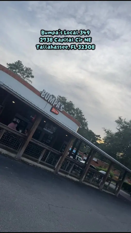 Bumpa's in Tallahassee showing food, dinner, video by diamondlatreseeli on TikTok