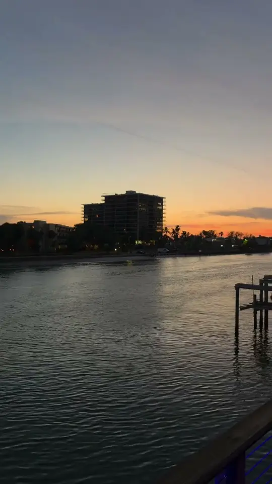 Buoys Waterfront Bar And Grill in St. Pete Beach showing food, service, views, video by St. Pete Vibes on YouTube