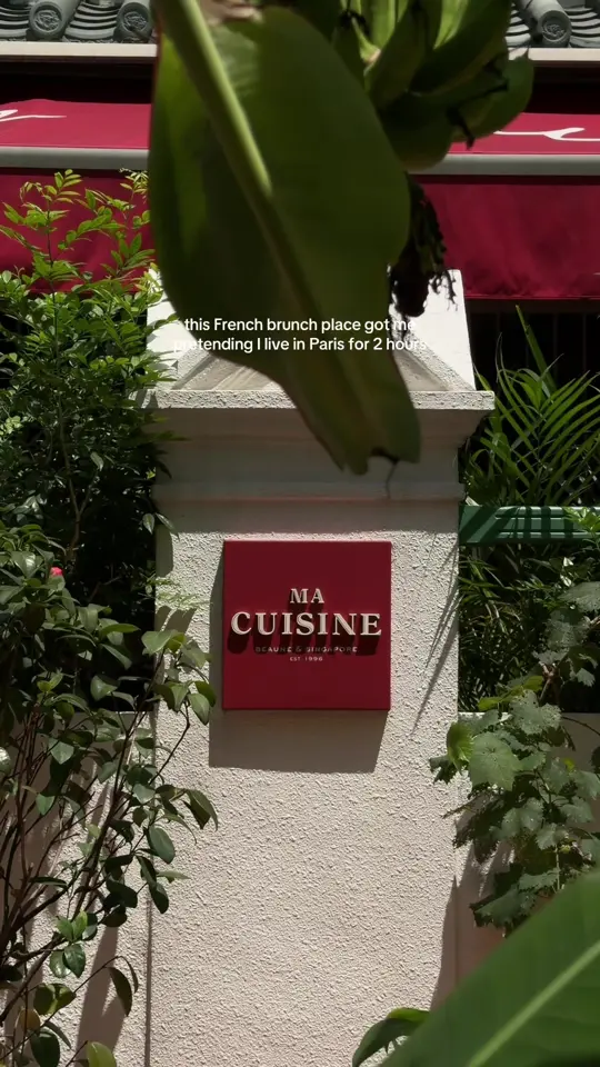 Cafe Bonjour in Miami Beach showing restaurant visit, french brunch, coffee, hot chocolate, profiteroles, video by zi.haooo on TikTok