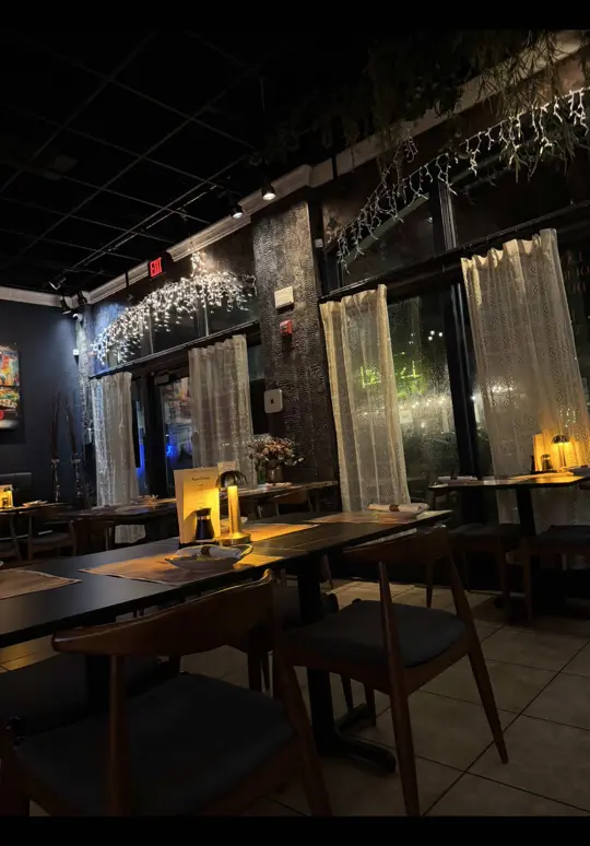 Cafe-Boutique PIANO in Orlando showing cafe, magical dining menu, video by moisesgxrcia on TikTok