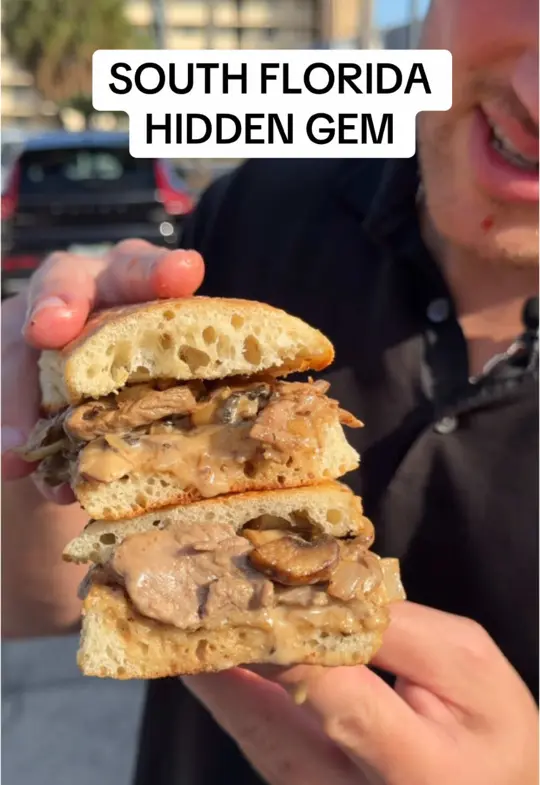 Cafe Frankie's in Boynton Beach showing italian food, pizza, cheesesteak, video by mikeiseating on TikTok