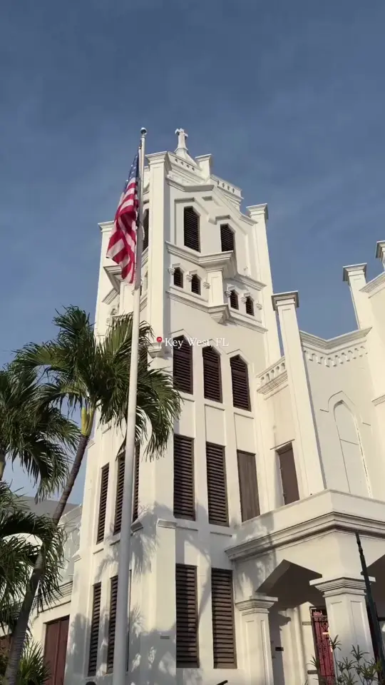 Cafe Marquesa in Key West showing restaurant, cafe, key west, video by thefloridakeys on TikTok