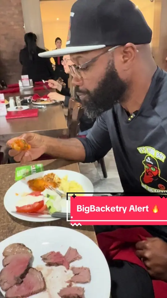 Cafe Mineiro Brazilian Steakhouse in Orlando showing all you can eat, brazilian steak, restaurant visit, video by mrbigbacketry on TikTok