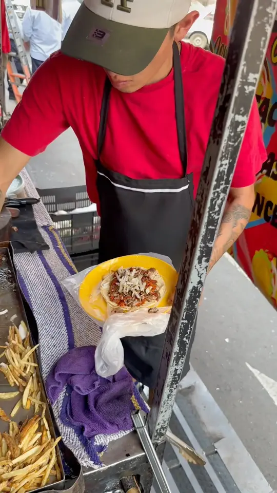 Campechanos Mexican Food Truck in Cartersville showing food, tacos, video by REA NAYARIT on YouTube