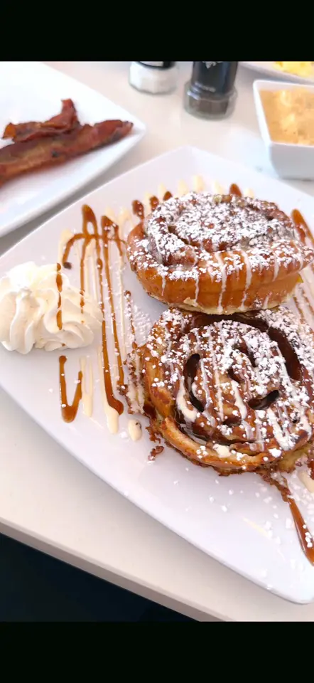 Canopy Road Cafe in Tallahassee showing review, visit, cinnamon roll french toast, cheese grits, video by karli_willis on TikTok