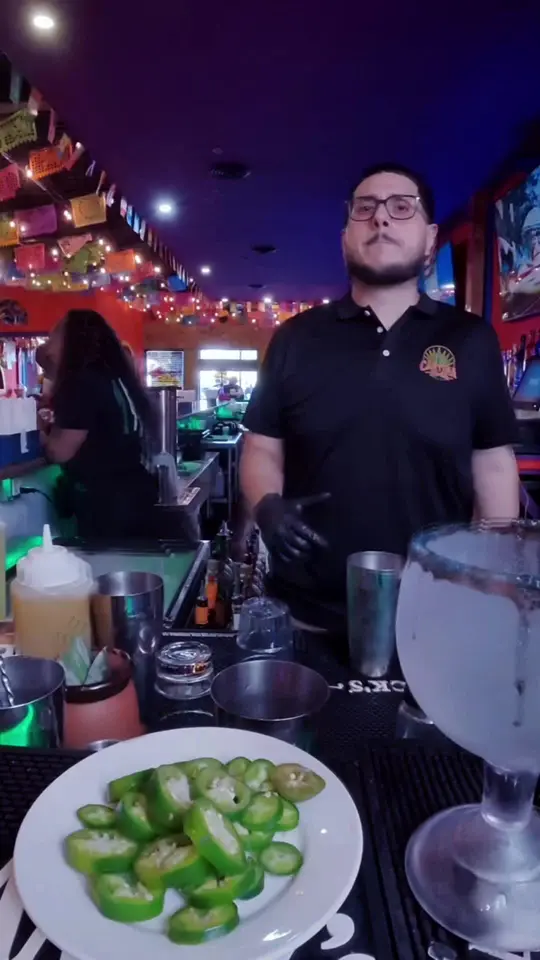 Cantina1942 in Jonesboro showing cocktail, jalapeño margarita, video by andresfoodpics0 on TikTok
